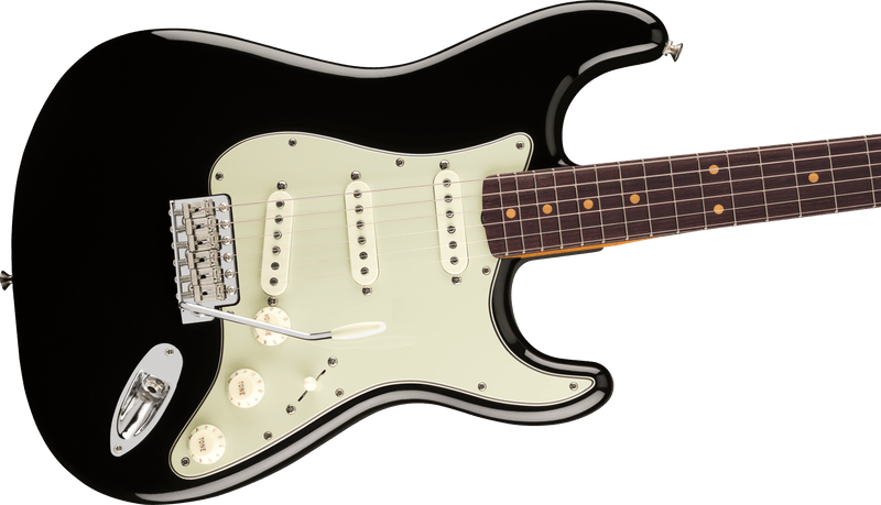 Chargez l'image dans la visionneuse de la galerie, Guitare électrique Vintera® III Stratocaster® début des années 60, touche en palissandre, noire (housse incluse)