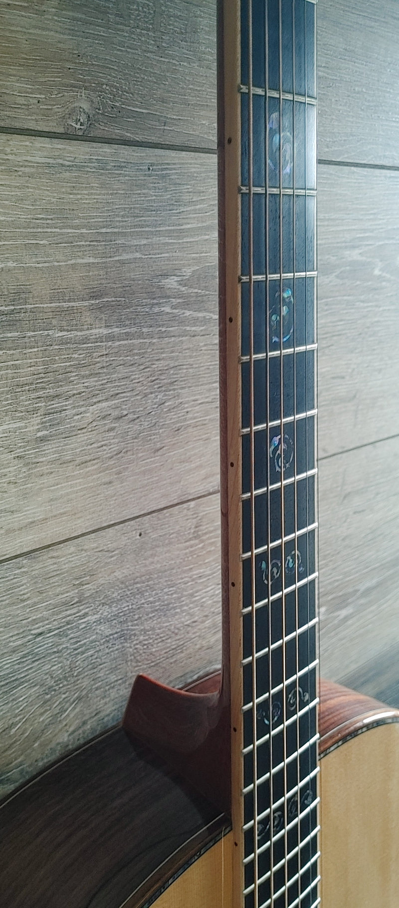 Chargez l'image dans la visionneuse de la galerie, Guitare acoustique Jumbo en palissendre J-10-RW avec étui rigide