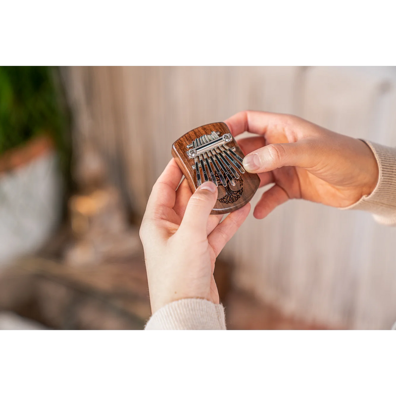 Load image into gallery viewer, Kalimba mini "Tree of Life" de 8 notes en do majeur (C)