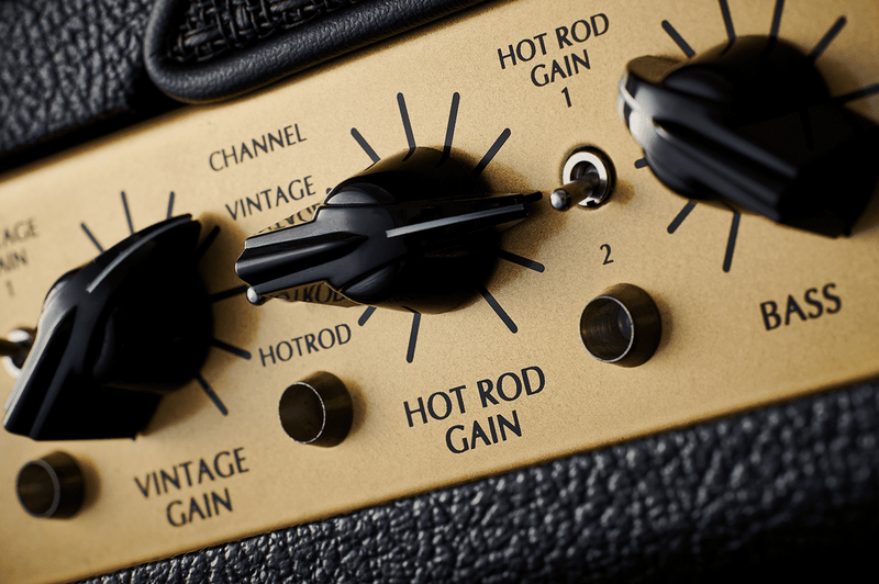 Load image into gallery viewer, Super Sheriff 100H ,Tête en bois de luxe de 100 watts 2 canals, série Sheriff