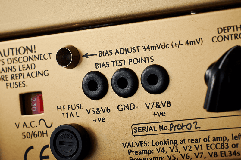 Load image into gallery viewer, Super Sheriff 100H ,Tête en bois de luxe de 100 watts 2 canals, série Sheriff