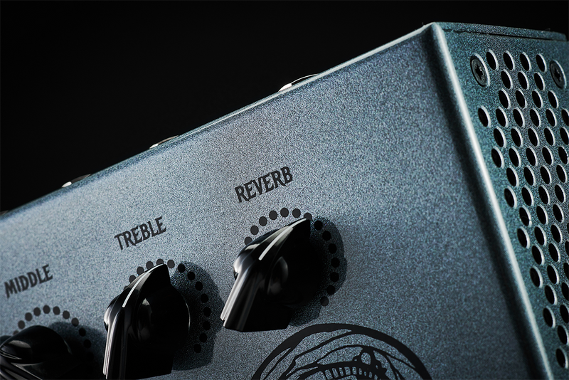 Load image into gallery viewer, Guitar amplifier "V4 KRAKEN POWER AMP TN-HP" 180W