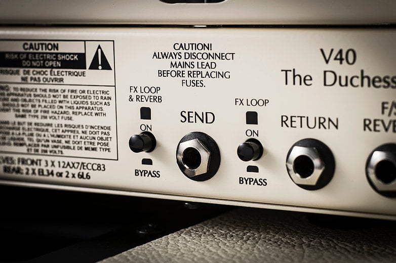 Load image into gallery viewer, “V40 THE DUCHESS” 40W guitar amplifier