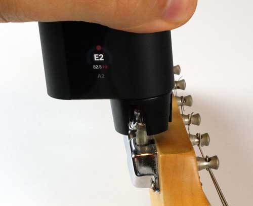 Load image into gallery viewer, "ROADIE" automatic guitar tuner