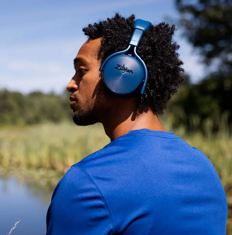 Load image into gallery viewer, Casque d'écoute Alchem-E Perfect Tune
