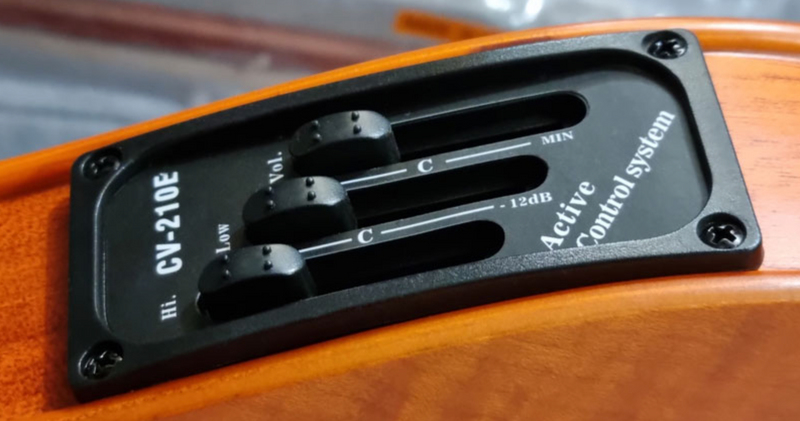 Chargez l'image dans la visionneuse de la galerie, Violon électrique intermédiaire avec étui
