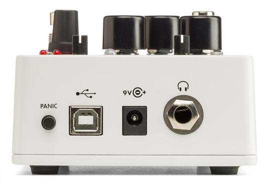 USB audio interface for instruments with 9.6DC-200 power supply and "Big Muff Pi DAW Plugin"