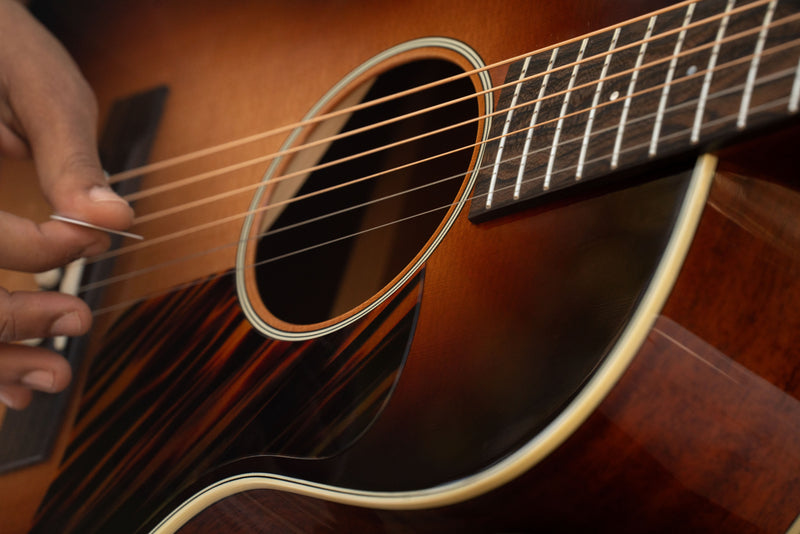Chargez l'image dans la visionneuse de la galerie, Guitare Acoustique Bourgeois Touchstone Standard LDBS/TS 00 14 frettes- Sunburst
