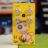 Pédale de Univibe Voodoo Doll Vibe Tremolo