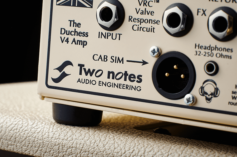 Chargez l'image dans la visionneuse de la galerie, Amplificateur de guitare compact VRC V4 DUCHESS
