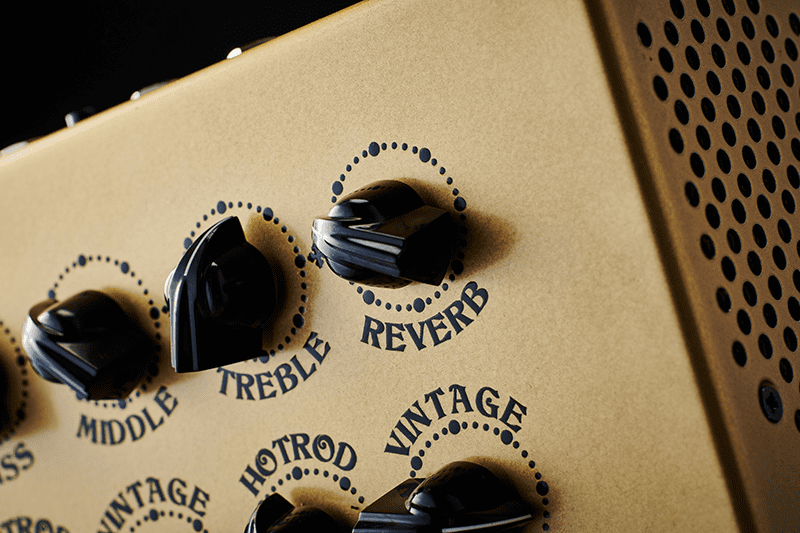 Chargez l'image dans la visionneuse de la galerie, Amplificateur compact de guitare avec VRC, The Sheriff
