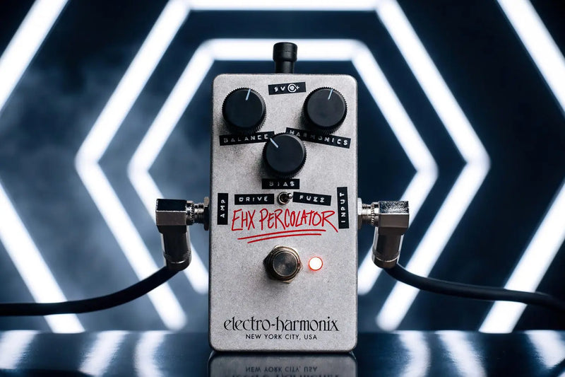 Load image into gallery viewer, Pédale Overdrive/Fuzz "Percolator Harmonic Saturator"
