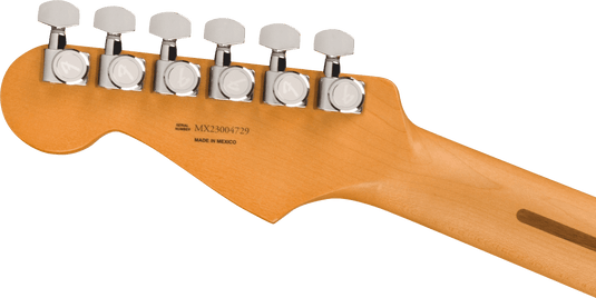 PLAYER PLUS STRATOCASTER® HSS Touche en Érable, fini Rouge Fiesta  avec étui souple Deluxe