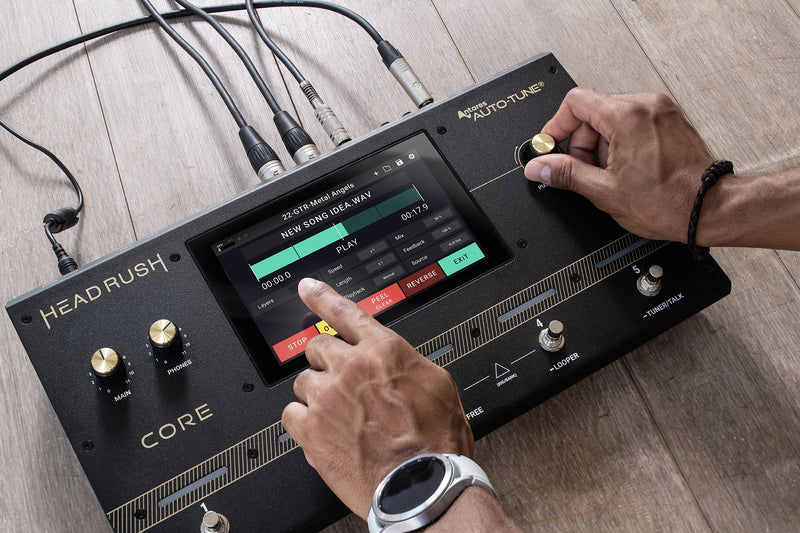 Load image into gallery viewer, Processeur d'effets/modélisateur d'amplis/processeur vocal compact pour guitare
