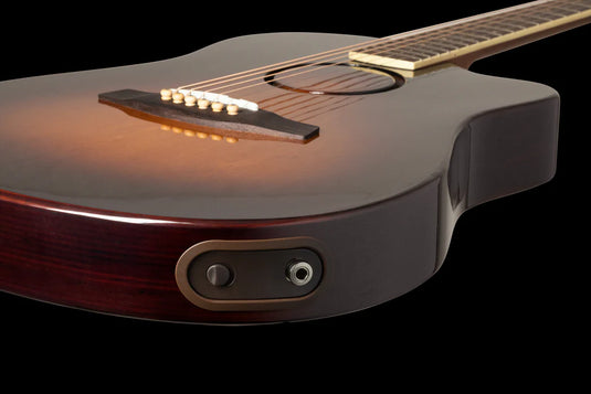 Guitare acoustique-électrique AEG-1 avec étui souple (épinette de Sitka, fini Sunburst)