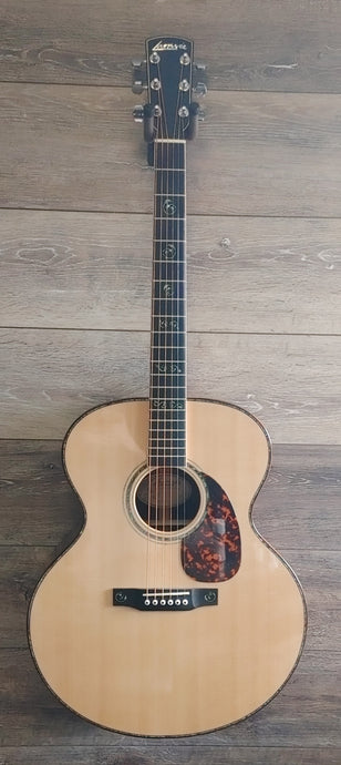 Guitare acoustique Jumbo en palissendre J-10-RW avec étui rigide