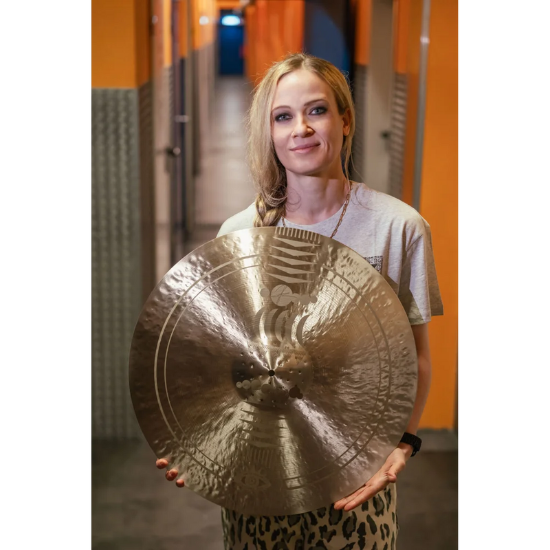 Chargez l'image dans la visionneuse de la galerie, Cymbale 22" Artist Design Lunar Ride Anika Nilles
