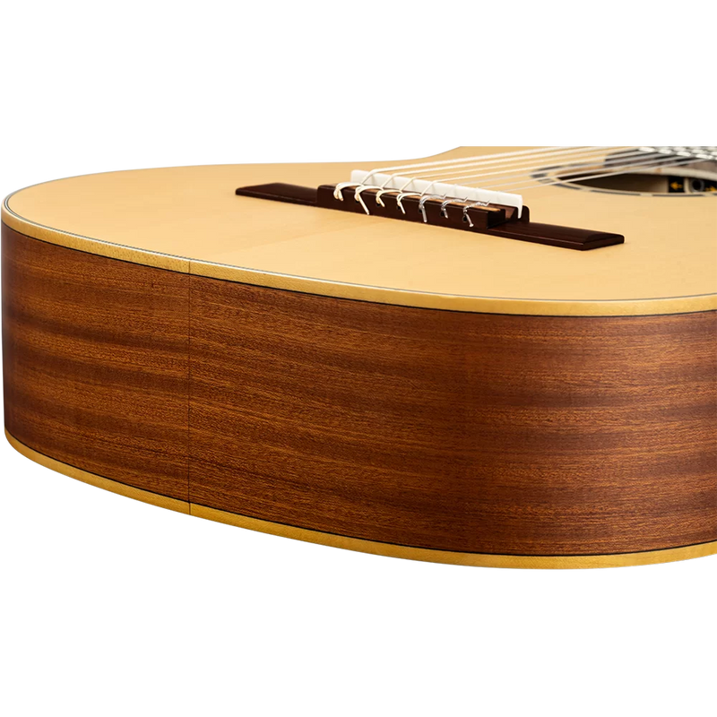 Load image into gallery viewer, Guitare classique 7 cordes pleine grandeur en épicéa massif/sapelli naturel
