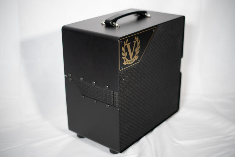 Load image into gallery viewer, Cabinet Sheriff &quot;Lunchbox&quot; 1 x 12 Celestion Seventy 80

