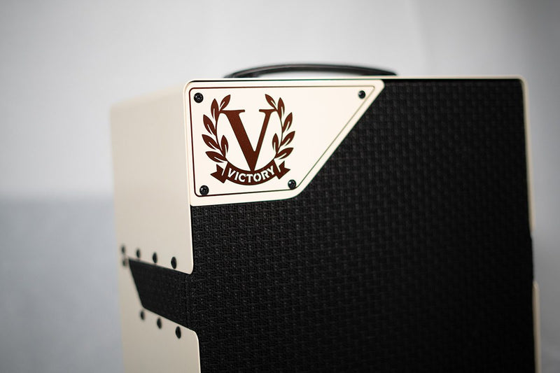 Load image into gallery viewer, Cabinet Duchess &quot;Lunchbox&quot; 1 x 12 Celestion Seventy 80
