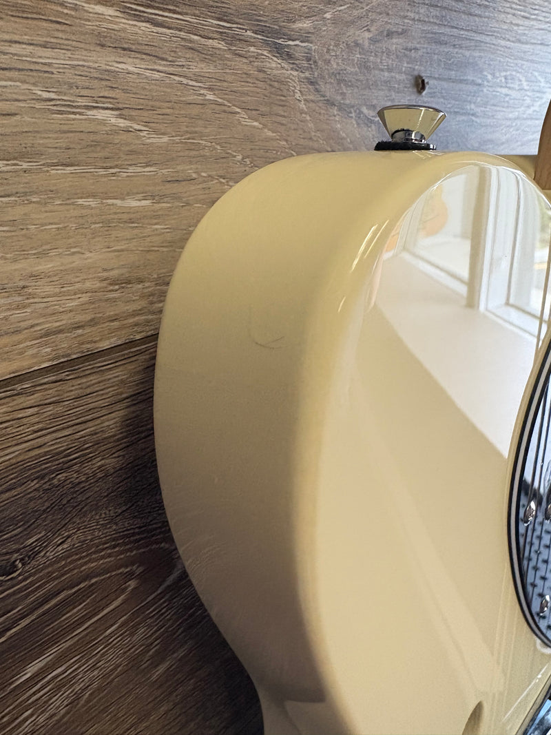 Chargez l&#39;image dans la visionneuse de la galerie, B-STOCK (légèrement endommagé en usine),Guitare Électrique AFFINITY SERIES™ TELECASTER® THINLINE Touche Laurel, Pickguard noir, blanc olympique
