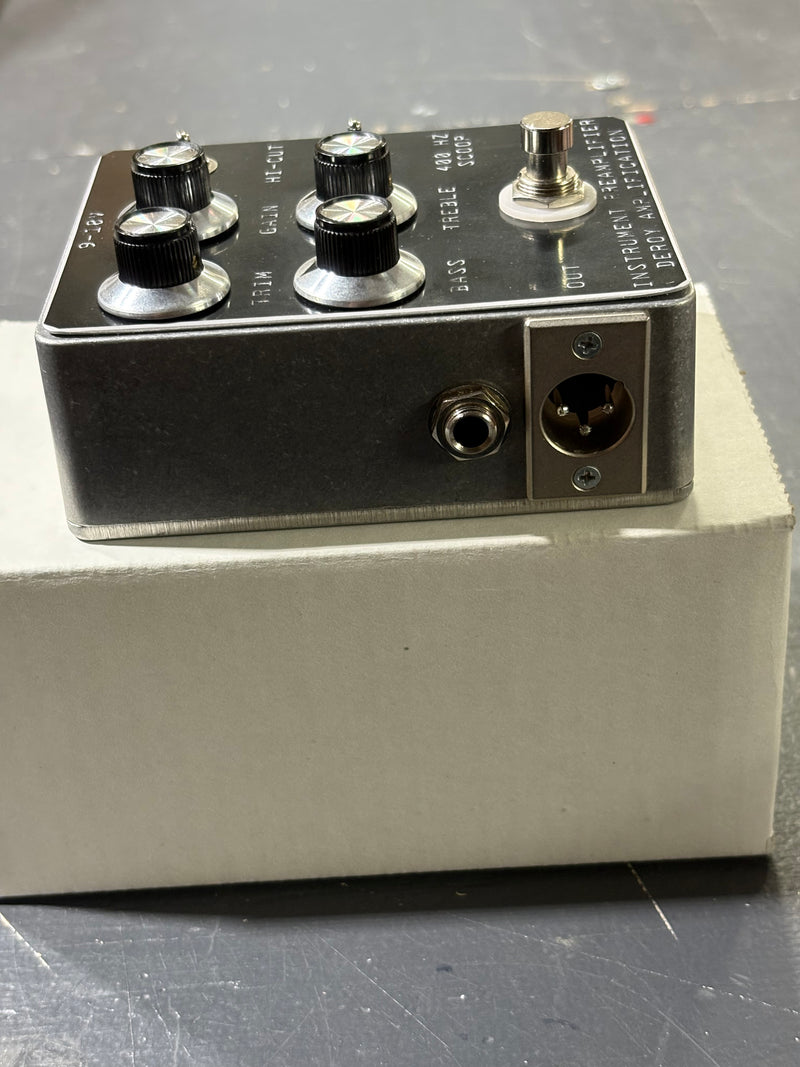 Load image into gallery viewer, Pédale de préamplificateur d&#39;instruments
