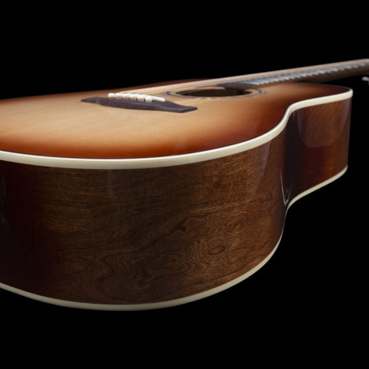 Norman B150 Anniversaire de La Patrie, Édition Limitée ( 150 ) avec étui souple.  7/150, Autographié par Robert et Simon Godin - Drummond Musique