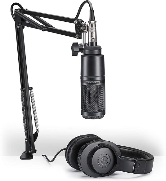 Ensemble de départ pour podcast inclus micro AT2020, paire d’écouteur ATH-M20X et support articulé pour montage sur table 