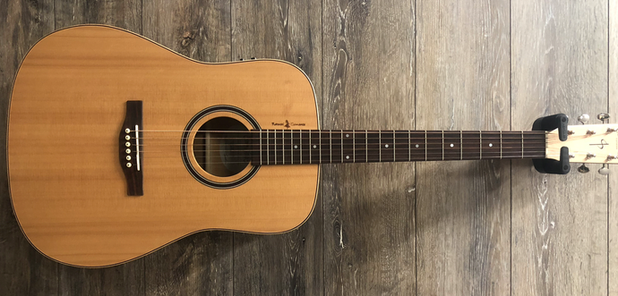 Guitare électro-acoustique 