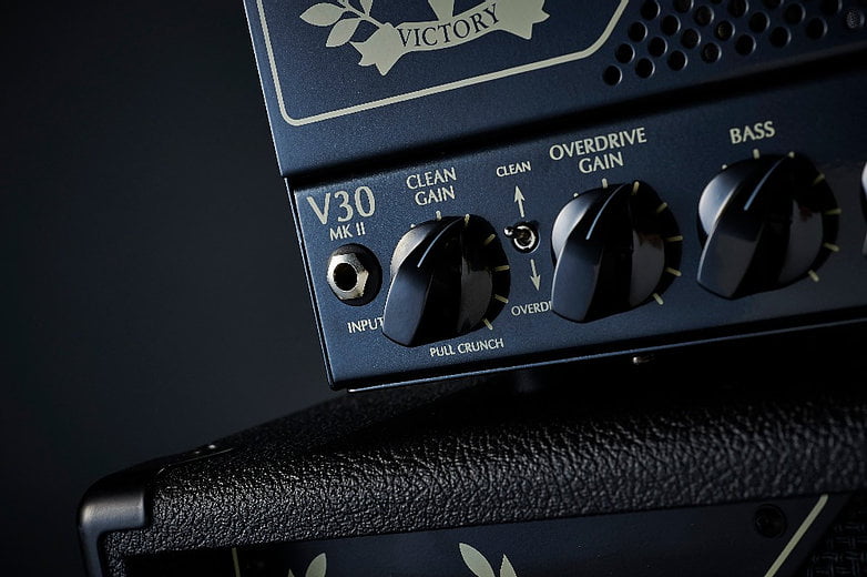 Chargez l&#39;image dans la visionneuse de la galerie, Amplificateur de guitare &quot;V30 THE JACK MKII&quot; 40W
