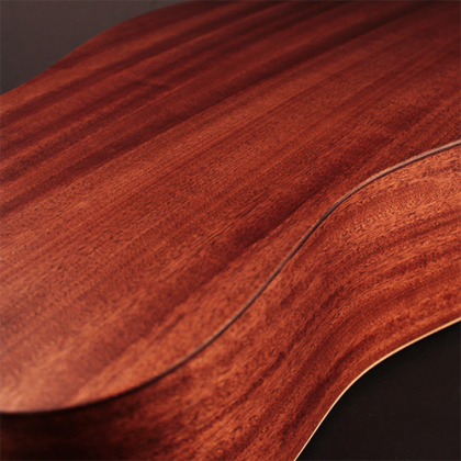 Guitare acoustique "Bevel Cut"