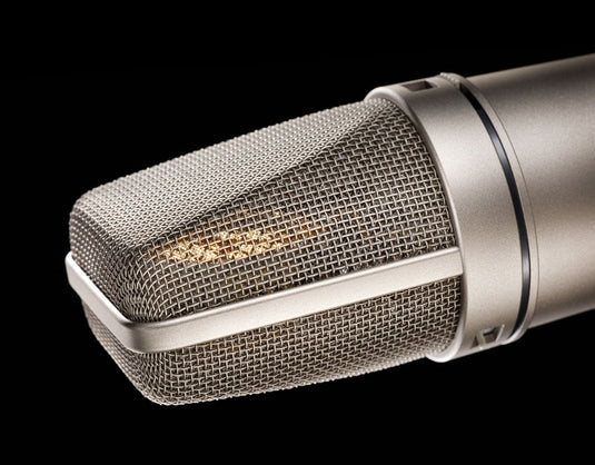 Microphone "U87" ai aiomnidirectionnel/cardioide/bidirectionnel et "EA 87"